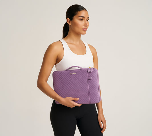 Bolsetta Quilted 17.3" Laptop Carry Case